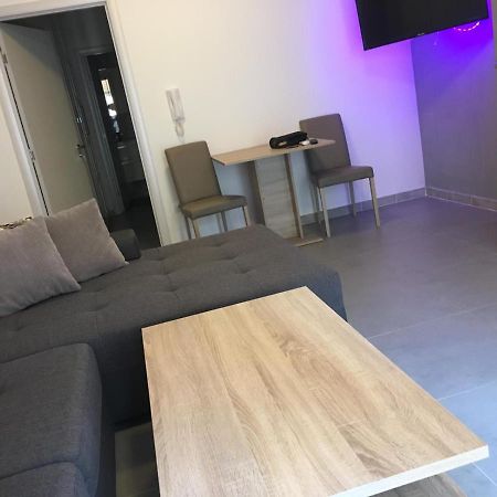 Apartment To Rent Pula Ngoại thất bức ảnh