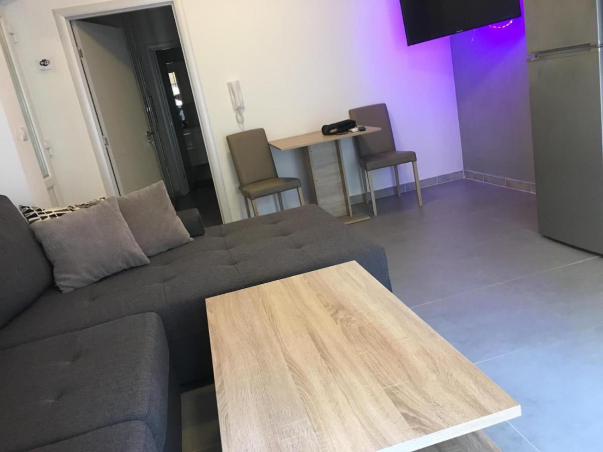 Apartment To Rent Pula Ngoại thất bức ảnh